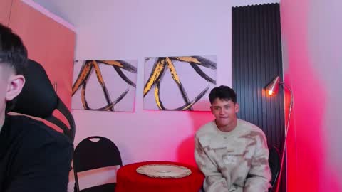 Hi  I am Venus kloy Thiago online show from 02.26.26