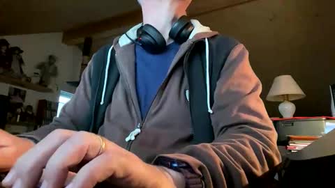 waltix64 online show from 11.03.25