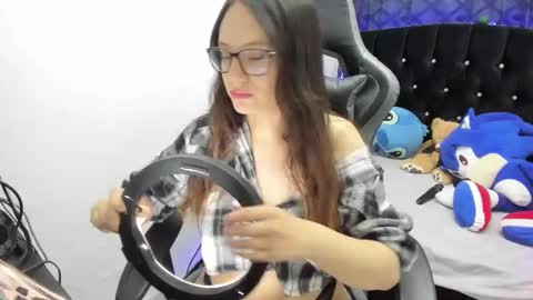 Alexandra online show from 02.08.25