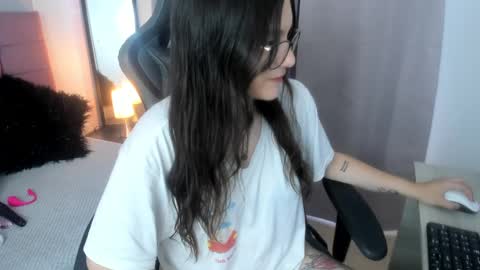 Alexandra online show from 09.15.25