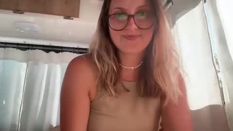 Jade  Adonis online show from 02.10.25