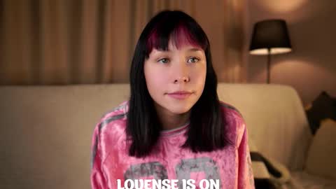 Snapshot of wanettabal chatting on 10.02.25 Betti online show from 10.02.25