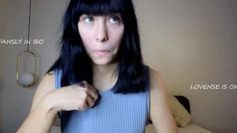 Snapshot of wanettabal chatting on 11.01.25 Betti online show from 11.01.25