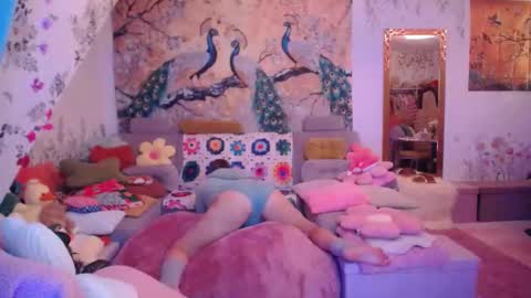 Snapshot of wannafeelitall chatting on 11.21.25 Emilia inst online show from 11.21.25