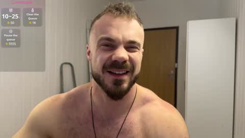 Snapshot of wannaseeyourface chatting on 01.01.25 new online show from 01.01.25