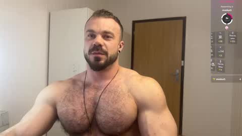 Snapshot of wannaseeyourface chatting on 02.28.25 new online show from 02.28.25