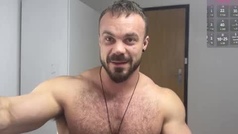 Snapshot of wannaseeyourface chatting on 03.04.25 new online show from 03.04.25