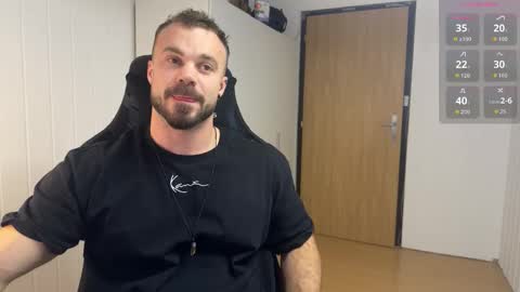 Snapshot of wannaseeyourface chatting on 10.27.25 new online show from 10.27.25