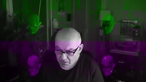 Snapshot of warp147 chatting on 09.30.25 warp147 online show from 09.30.25