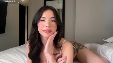 Snapshot of wasianbby chatting on 03.26.26 Hey my name is Mila Girl next door x online show from 03.26.26