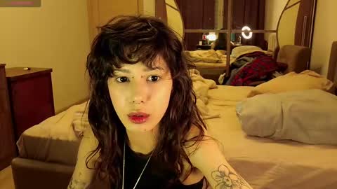 Mina online show from 12.05.24