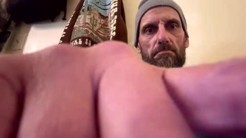 Snapshot of waynedangle chatting on 02.25.26 Mike Hunt online show from 02.25.26