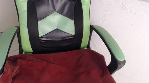 Trixie 3 online show from 12.16.25