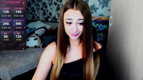 Snapshot of weakness4u chatting on 12.08.24 Maya online show from 12.08.24