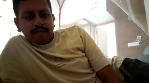 Snapshot of wearcondom chatting on 10.13.25 sexyguy online show from 10.13.25