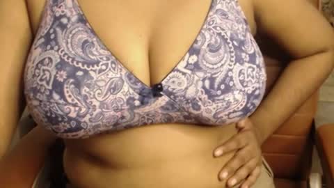 mina online show from 04.12.26