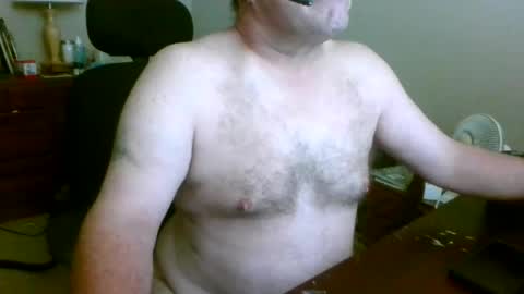 Snapshot of welderod chatting on 07.07.26 welderod online show from 07.07.26