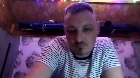 Snapshot of welshdragon37 chatting on 12.18.25 Welshdragon37 online show from 12.18.25