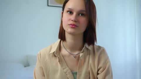 Nora online show from 09.09.25