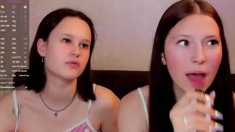 Nora online show from 10.10.25