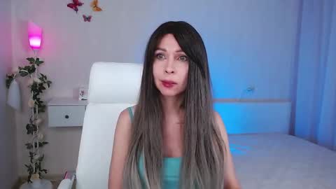 Wendi Foster online show from 02.03.25