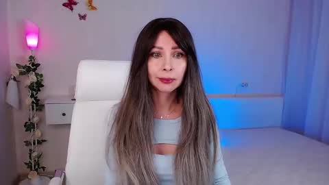 Wendi Foster online show from 02.17.25