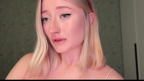 Daisy    online show from 02.01.26