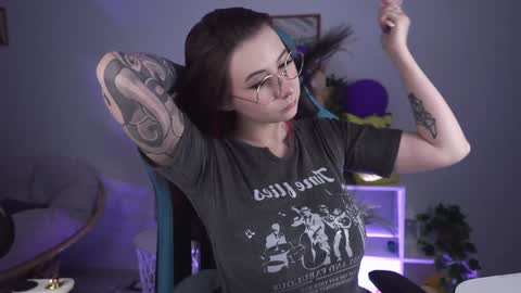 little girl who is always rightLisa online show from 02.04.25