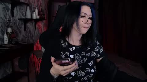 little girl who is always rightLisa online show from 11.30.25