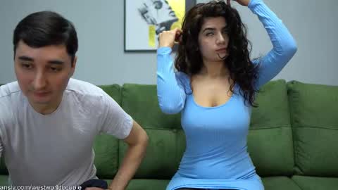 Snapshot of westworldcouple chatting on 02.10.26 SILVIA and HUGS ------------ online show from 02.10.26