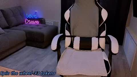 Molly online show from 07.27.26