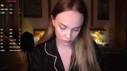 Lana online show from 11.24.25