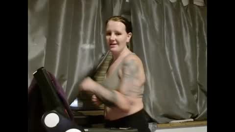 Snapshot of wetgerman2 chatting on 12.19.24 Wetgerman online show from 12.19.24