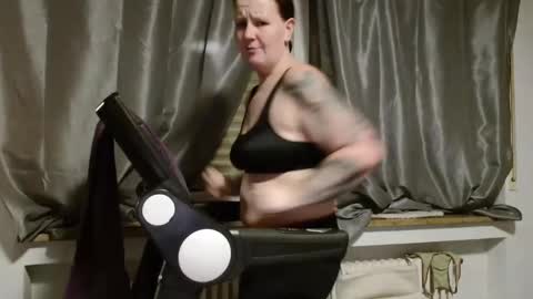 Snapshot of wetgerman2 chatting on 02.03.25 Wetgerman online show from 02.03.25