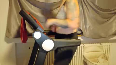 Snapshot of wetgerman2 chatting on 10.17.25 Wetgerman online show from 10.17.25