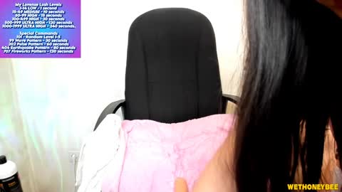 Mina online show from 02.04.25