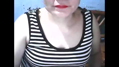 Snapshot of wethornypussy4u chatting on 11.06.25 wethornypussy4u online show from 11.06.25