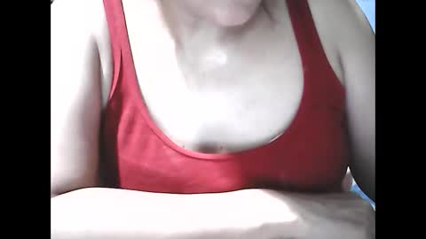 Snapshot of wethornypussy4u chatting on 11.23.25 wethornypussy4u online show from 11.23.25