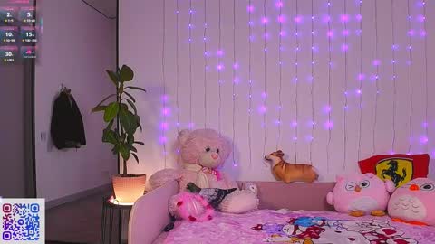 Snapshot of wetmafia chatting on 03.27.26 Asya Mark online show from 03.27.26