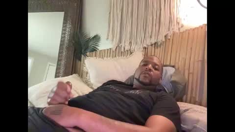 Magic johnson 313 online show from 10.15.25