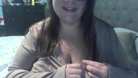 Snapshot of wetwordsonly chatting on 10.26.25 WetWordsOnly online show from 10.26.25