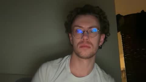 Snapshot of whatthefoot chatting on 03.14.26 whatthefoot online show from 03.14.26