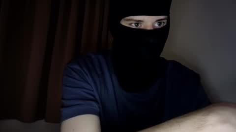 whispero_o online show from 01.08.26