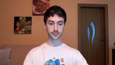 Snapshot of white_sport chatting on 11.21.25 Tom online show from 11.21.25