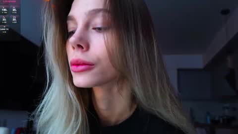 Snapshot of whitebanny chatting on 11.13.25 Kate online show from 11.13.25