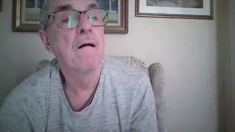 whitebriefs009 online show from 09.16.25