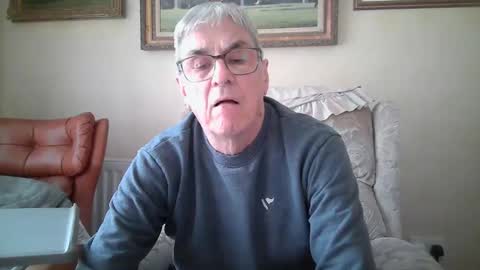 whitebriefs009 online show from 09.20.25