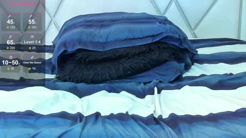 Dylan white online show from 09.15.25