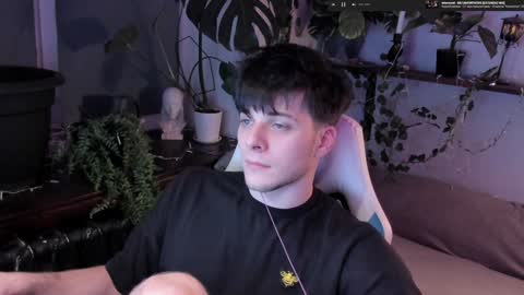 Gus online show from 12.02.24