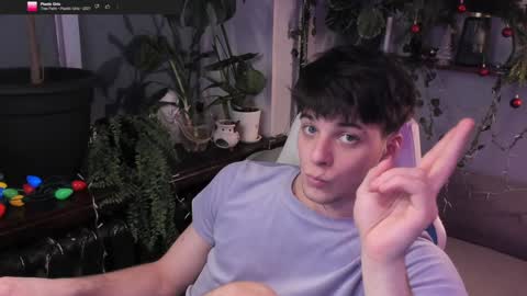 Gus online show from 12.25.24